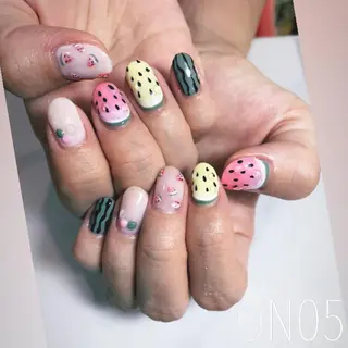 ネイル 園 寛子 （ネイリスト）のネイルデザイン