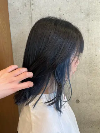 ミディアム カラー CRESCENDO 山本樹カットカラーのヘアスタイル