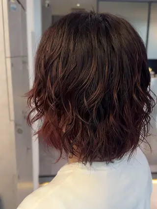 ミディアム カラー パーマ Qin shaire salon 原宿所属・🌿パーマ/ボブ/ レイヤー/Mikiのヘアスタイル