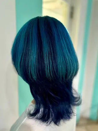 カラー 八馬 那由多のヘアスタイル