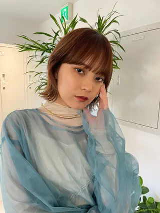 ショート カラー Hatsune 🐯レイヤーカットのヘアスタイル