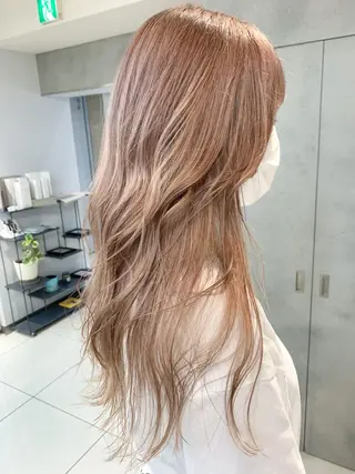 ロング カラー raika .のヘアスタイル