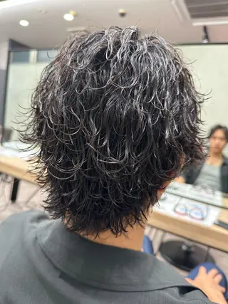 パーマ メンズ yu-kiハイトーン /ブリーチ無しカラーのヘアスタイル