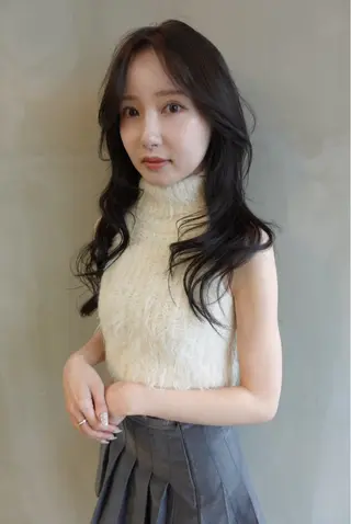 ロング 韓国 / 中国ヘア 🦋Noniのヘアスタイル