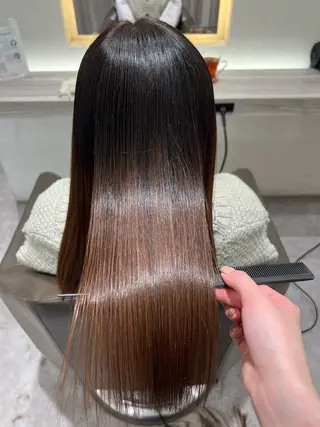 ロング 宮下 志織のヘアスタイル