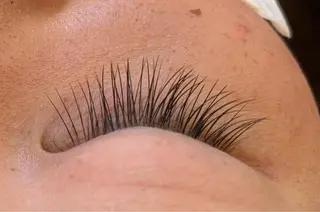 マツエク・マツパ ヘアーメイクWILL所属・堀 夏実のマツエク・マツパデザイン