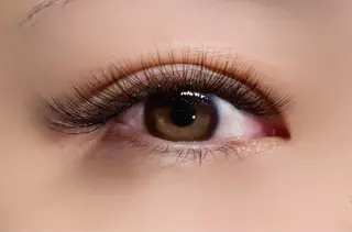 マツエク・マツパ Rairia nail&eyelash所属・Rairia CHIKAのマツエク・マツパデザイン