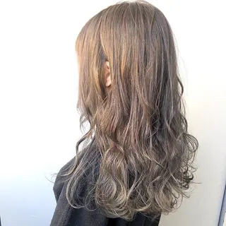 ロング カラー YU-KA ✂︎ROSSOのヘアスタイル