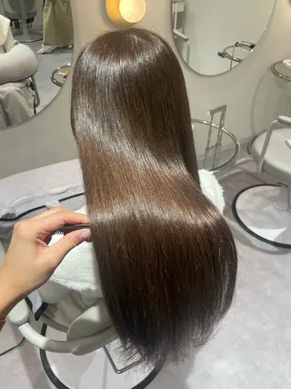 ロング 廣岡 采音のヘアスタイル