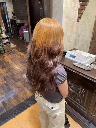 ロング カラー ヘアアレンジ 小野寺祐希人 Calbariのヘアスタイル