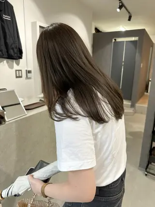 ミディアム カラー 透明感カラー 🩰asumiのヘアスタイル