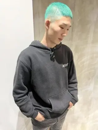 ショート ill副店長 立和田純也のヘアスタイル