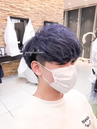 ショート カラー 小山 雄大のヘアスタイル