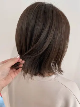 ショート カラー 和泉田 真白のヘアスタイル