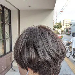 ショート カラー 川越 輝梨奈のヘアスタイル