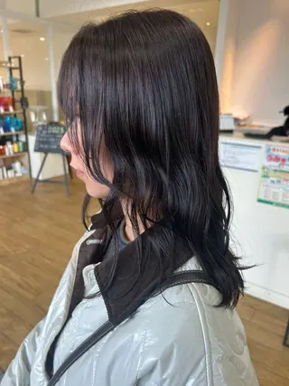 セミロング カラー 松尾 乾伸のヘアスタイル