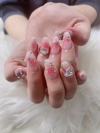 ネイル 菲菲ネイルサロン所属・FF フィフィネイルサロンのネイルデザイン