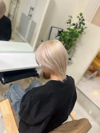 ミディアム ブリーチ特化型✂️ ハイトーンカラー👨のヘアスタイル