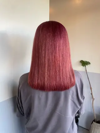 ミディアム 小久保 里紗のヘアスタイル