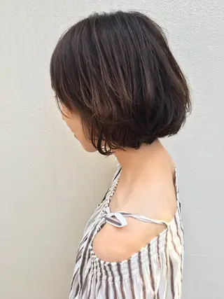 ミディアム パーマ THE DAY所属・AKI HASHIMOTOのヘアスタイル