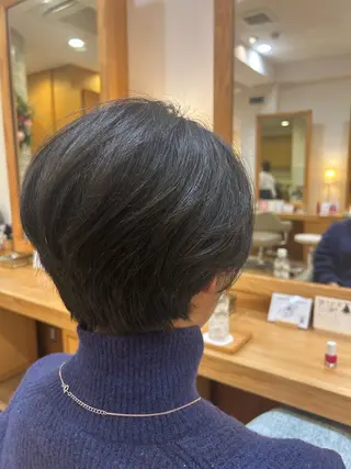ショート 内田 めいのヘアスタイル