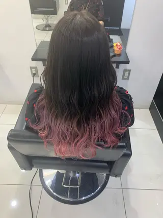 ロング カラー stair:case 武蔵小杉店所属・艶カラーリスト 牛込萌香のヘアスタイル