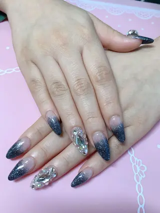 ミディアム ネイル 《LB》ラブリエ Nail&eyeのマツエク・マツパデザイン