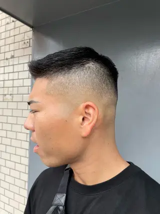 ショート メンズ FADE&LINE登戸店所属・🔥メンズ専門 美容師🔥 柳澤陵心のヘアスタイル