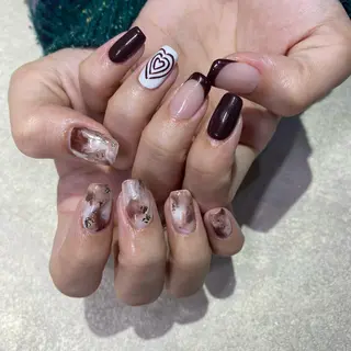 ネイル Amber21.所属・Nagahama Akariのネイルデザイン