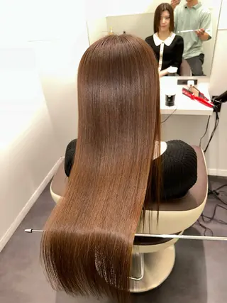 セミロング Wisteria所属・美髪特化✨ 伊織✨縮毛矯正✨のヘアスタイル