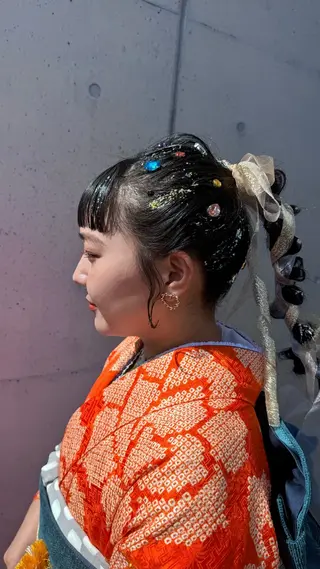 セミロング ヘアアレンジ 秋元 菜摘のヘアスタイル