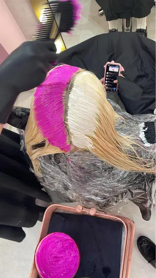 セミロング ❄️💛エクステ ブリーチ❄️yukiのヘアスタイル