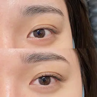 アイブロウ S SHIORIのネイルデザイン