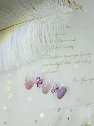 ネイル ewt miniのマツエク・マツパデザイン