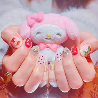 ネイル 半村 明のネイルデザイン