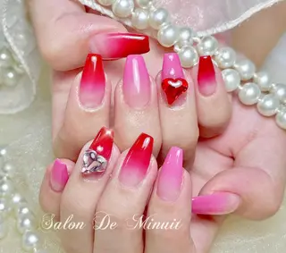 ネイル Momo 🤍のネイルデザイン