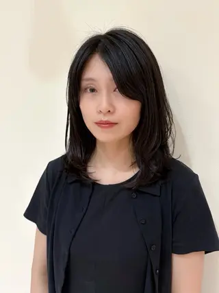 セミロング 石平 暖のヘアスタイル