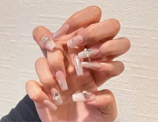 ネイル D-BEAUTY Nailsalonのネイルデザイン