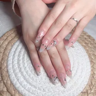 ネイル Maggie Nail🦩のネイルデザイン