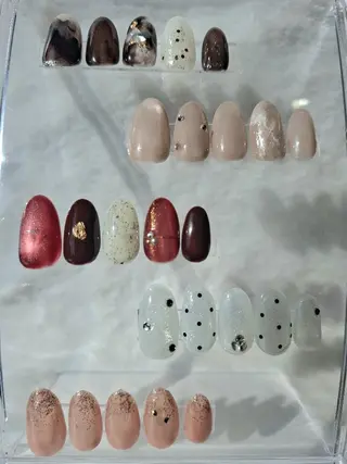 ネイル KURONOSUHAIRDESIGN所属・岡林 えりのネイルデザイン