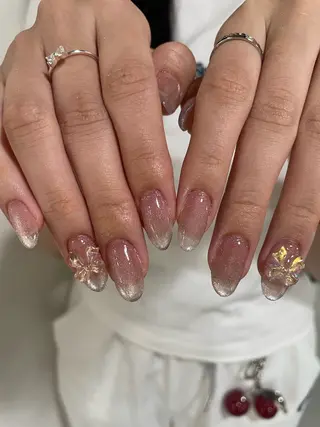 ミディアム LBnail.sae /おえかきネイルのネイルデザイン