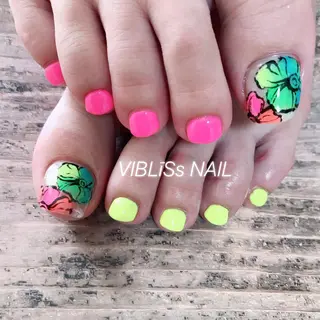 ネイル VIBLīSs nailのネイルデザイン