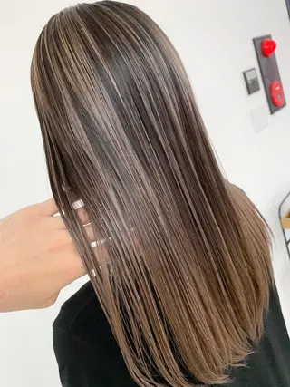 ロング 🥇近藤 恭輔🥇 Recharme新保のヘアスタイル