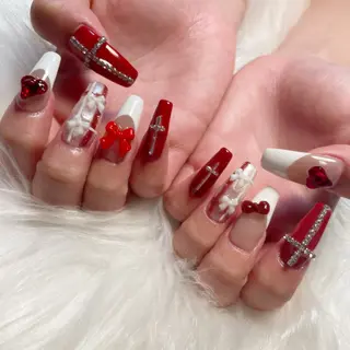 ネイル ゴテゴテ💙ワンホン リオナのネイルデザイン