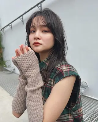 セミロング 🎊LUK🎊_公 式_🩵髪質改善🩵のヘアスタイル