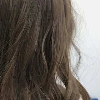 ロング カラー 本山　くせ毛のカット 尾島光季のヘアスタイル