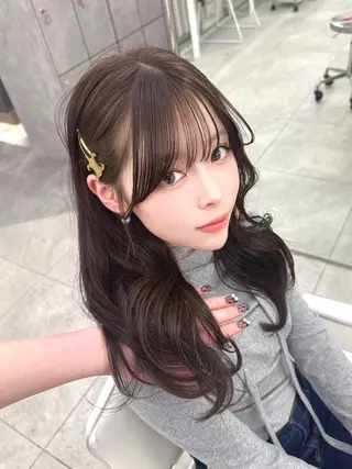 ロング ami 大人モテ/レイヤーのヘアスタイル