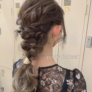 ロング カラー ヘアアレンジ 代表🎀 ふわモテ愛 され髪🩷yumiのヘアスタイル