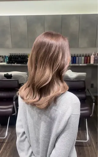 セミロング レイヤーカット🎀 ブリーチ/なるのヘアスタイル