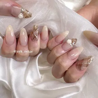 ネイル n'eige nail所属・大谷 綾香のネイルデザイン